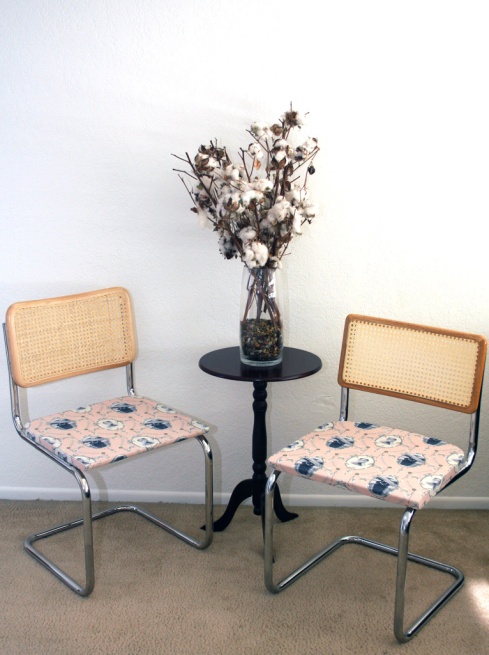1f9561fdc7643c9d-chairs